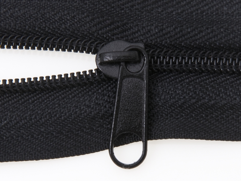 SLIDER FOR NYLON ZIPPER TAPES 5 NON LOCK BLACK 580 2,9 G 100/500 PCS
