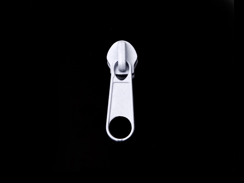 SLIDER FOR NYLON ZIPPER TAPES 5 NON LOCK WHITE 501 100/500 PCS