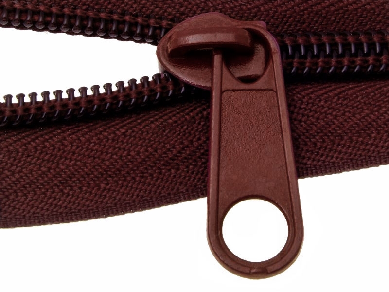 SLIDER FOR NYLON ZIPPER TAPES 8 NON LOCK MAROON 50/500 PCS