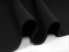 Pianka neopren 3 mm czarny (580/580)