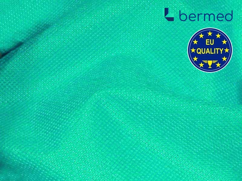POLYPROPYLENOVÉ NETKANÉ   TEXTILIE   EU 45 G/M2 ZELENÝ MELANŽ 120 CM 100 M