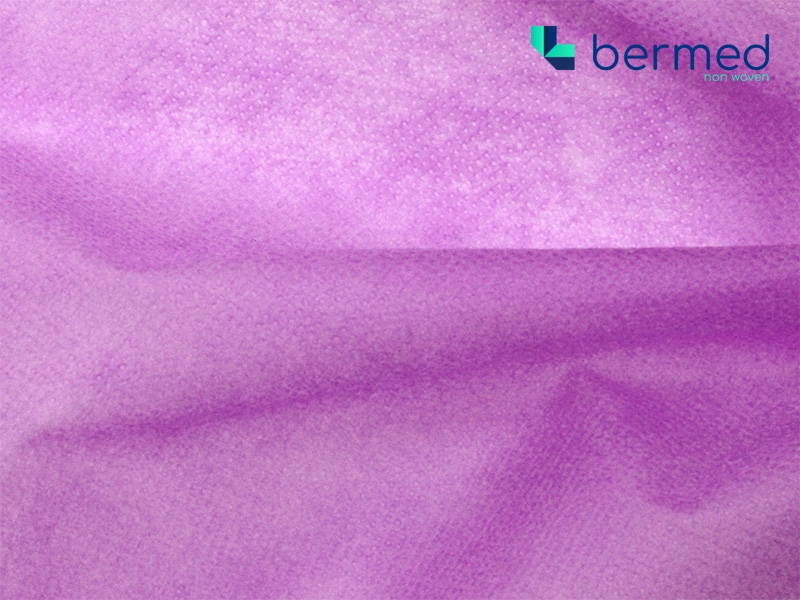 PP NONWOVEN     FABRICS  40 G/M2 PURPLE 160 CM 400 MB