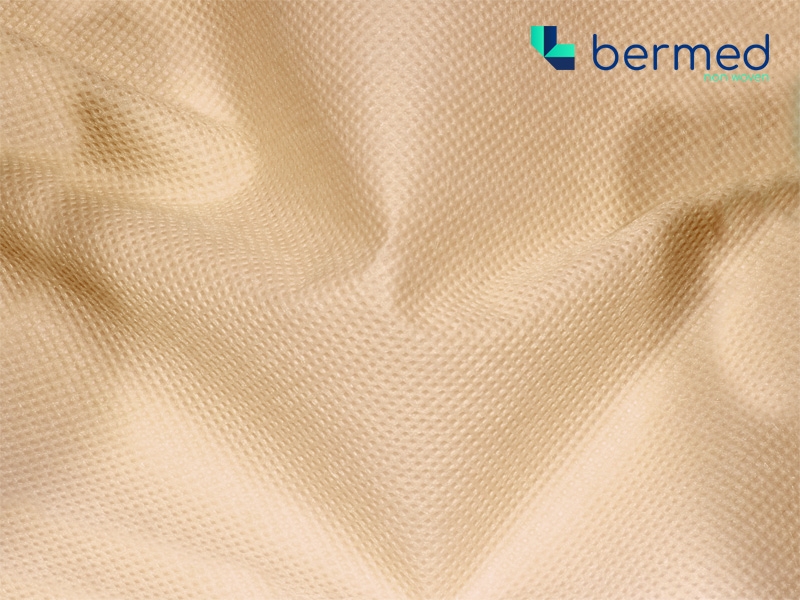 PP NONWOVEN FABRICS 70     G/M2 BEIGE 160 CM 200 MB