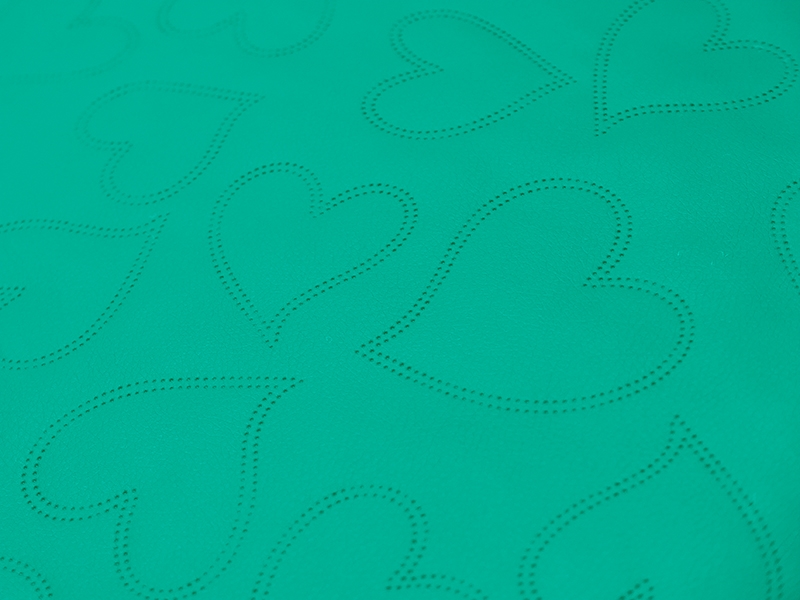 IMITATION QUILTED LEATHER HEARTS TURQUOISE 140 CM 1 MB