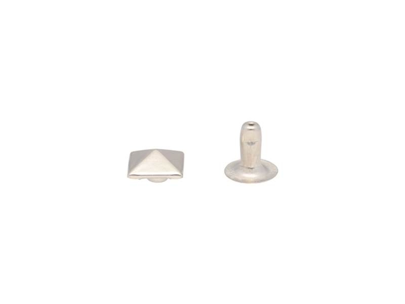 NIETE  EINSEITIG PYRAMIDE 8/8/8MM NICKEL 200 ST.