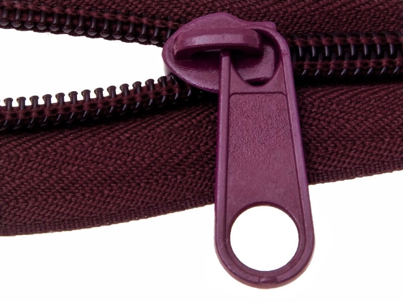SLIDER FOR NYLON ZIPPER TAPES 8 NON LOCK&nbspCLARET 50/500 PCS