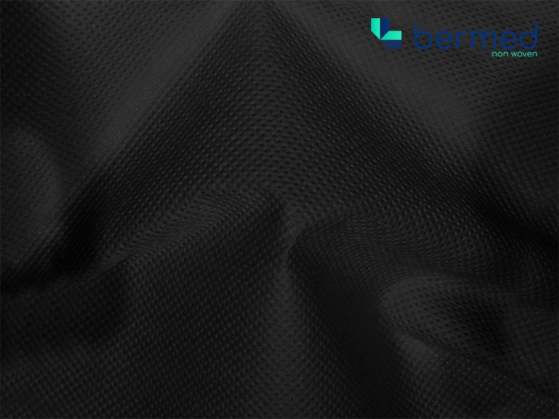 PP NONWOVEN FABRICS  60   G/M2&nbspBLACK 160 CM&nbsp250 MB