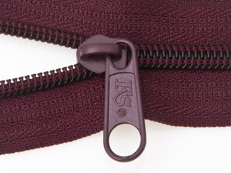SLIDER FOR NYLON ZIPPER TAPES 5 NON LOCK MAROON 100/500 PCS