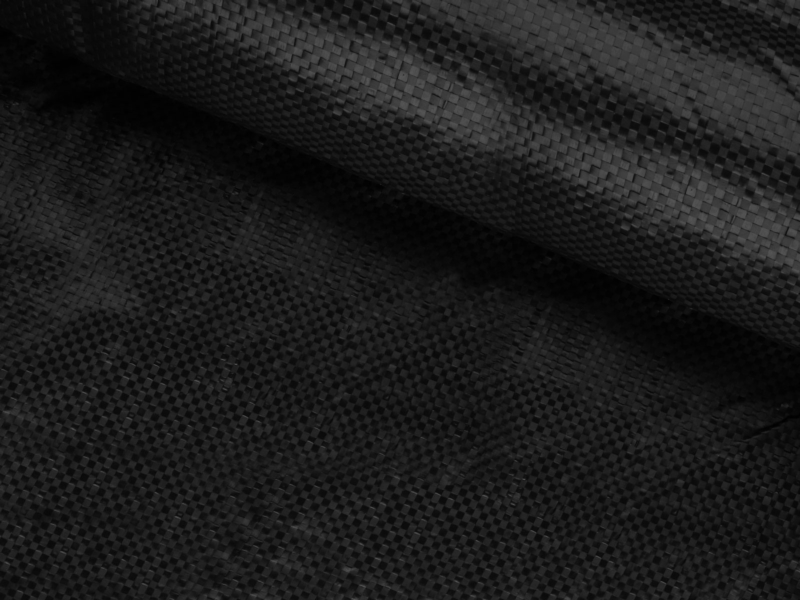 POLYPROPYLENOVÉ AGRO  TEXTILIE 100 G/M2 ČERNÁ 160  CM 1 M
