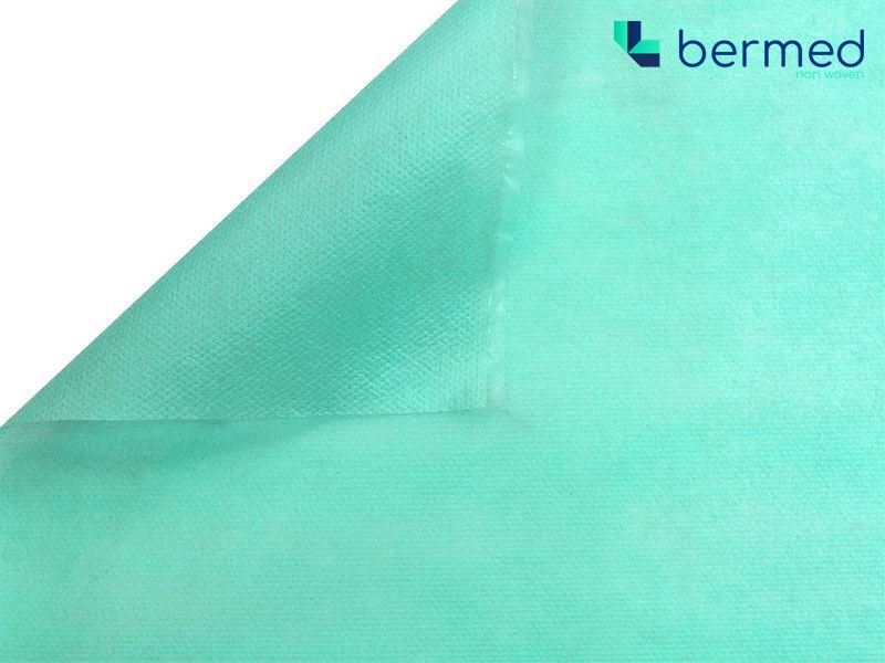 BERMED  MEDIZINISCHES SCHUTZLAMINAT 73 G/M2 GRÜN (EN 14126) 300    M.