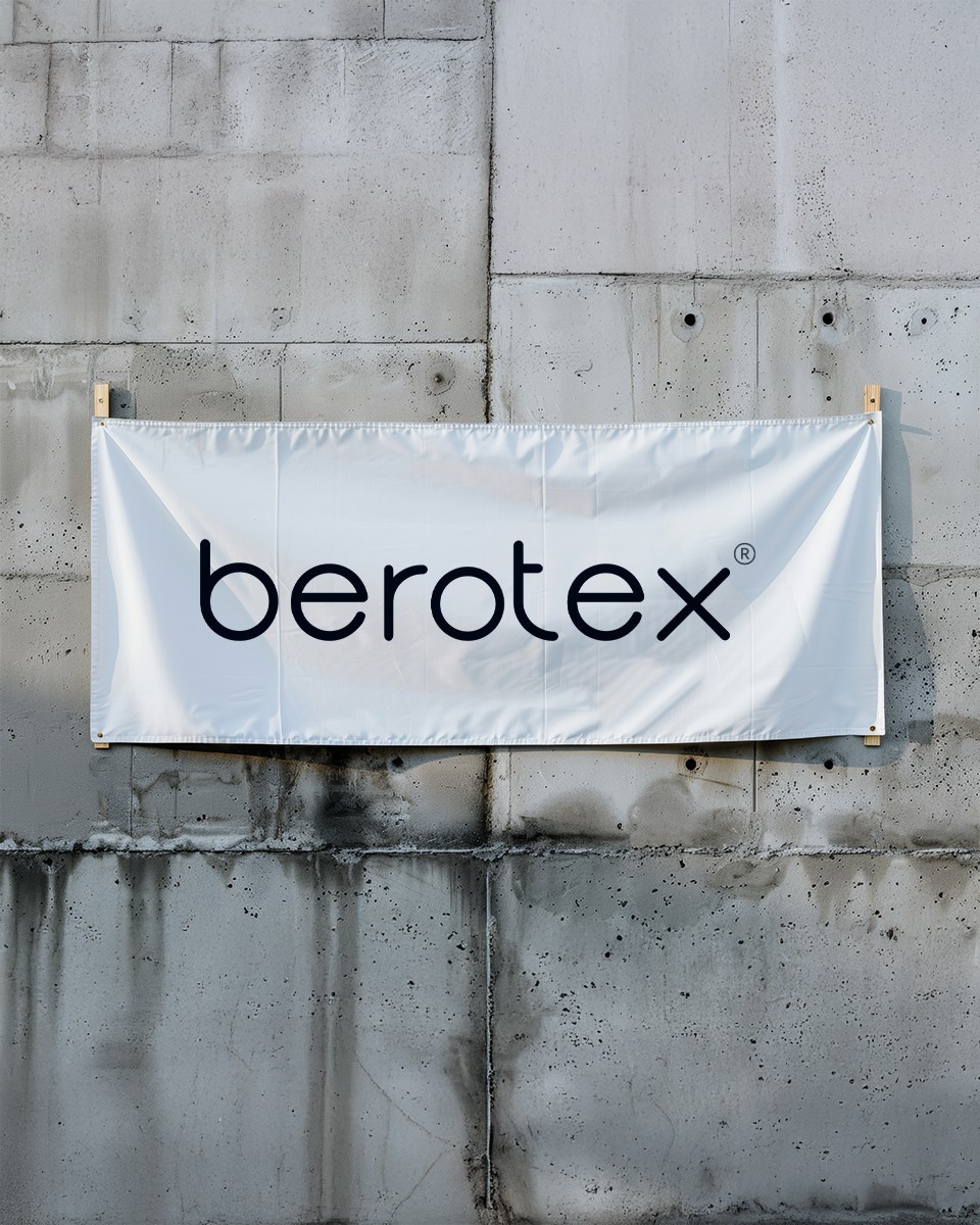 Polyester tarpaulin fabric 900 g/m² (501) white